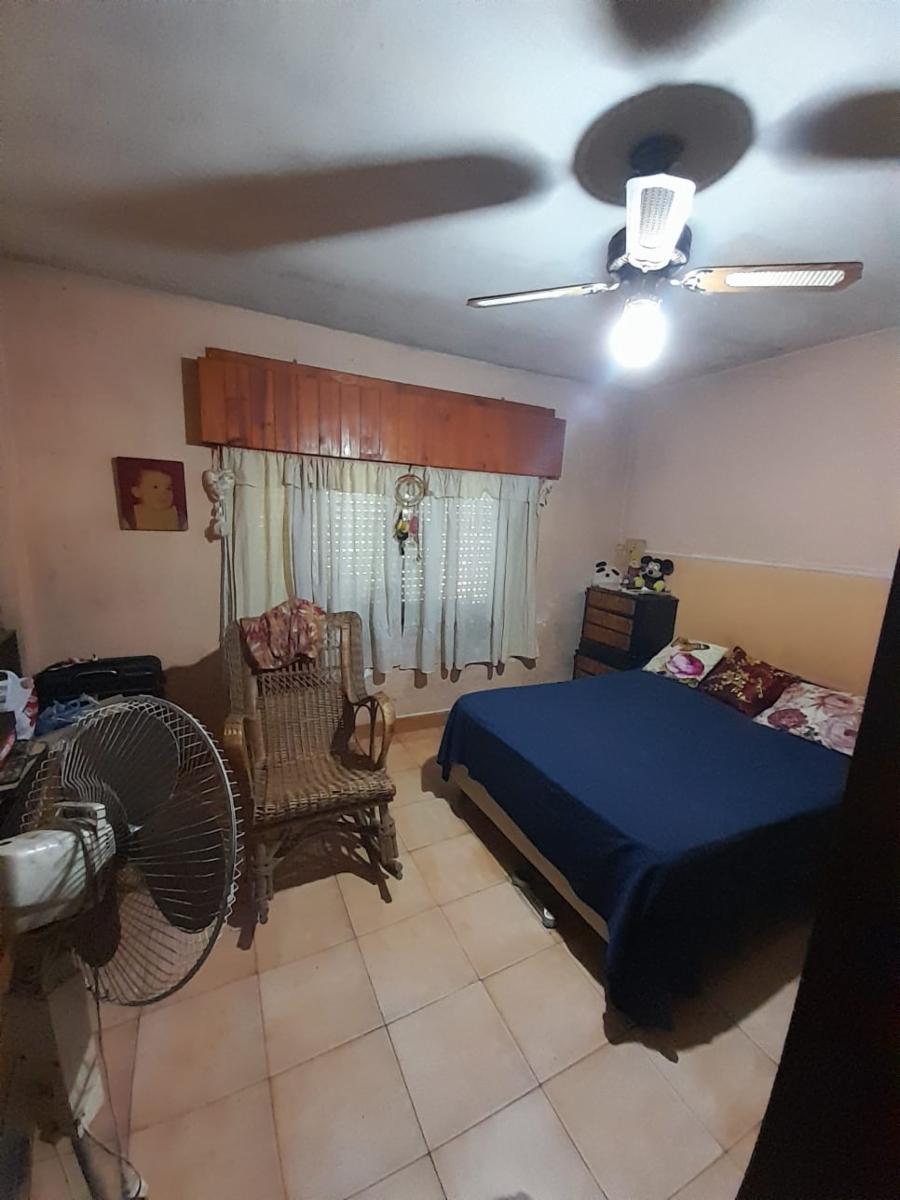 Casa de tres ambientes a la venta en José C Paz — foto 2