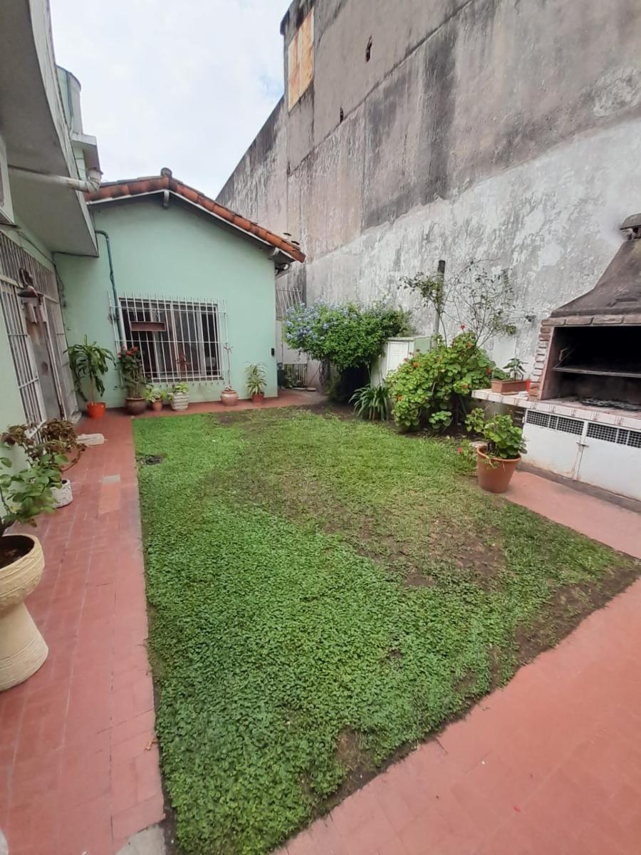 Casa de tres ambientes a la venta en José C Paz, APTO CREDITO — foto 8
