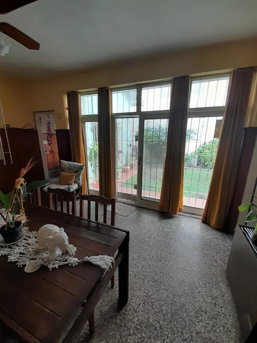Casa de tres ambientes a la venta en José C Paz, APTO CREDITO — foto 9