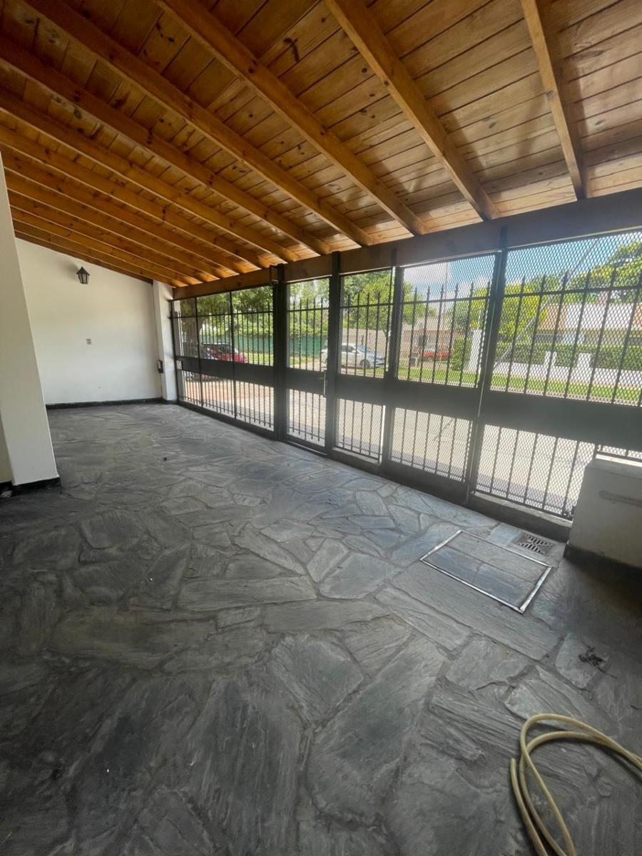 Casa de tres ambientes en alquiler, APTO COMERCIAL - 2
