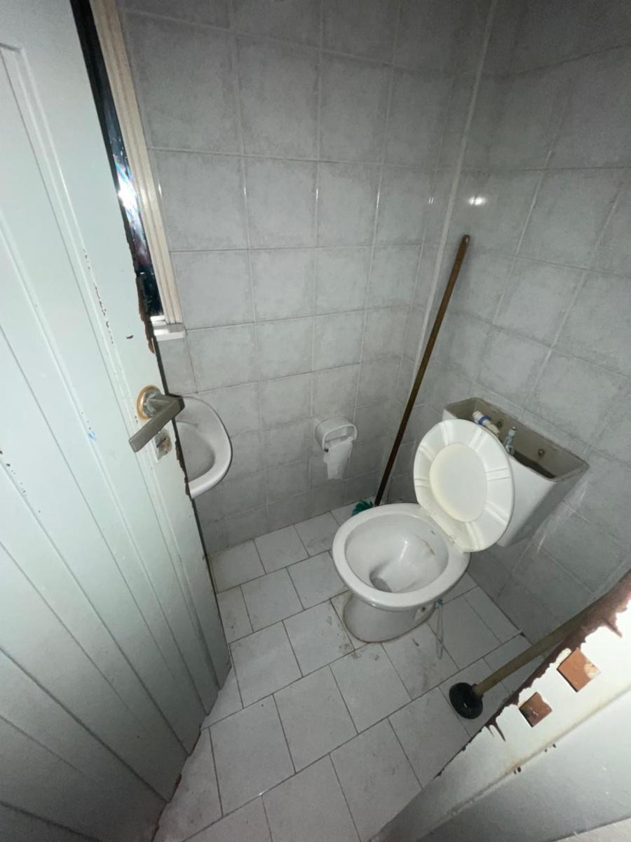 Casa de tres ambientes en alquiler, APTO COMERCIAL - 4