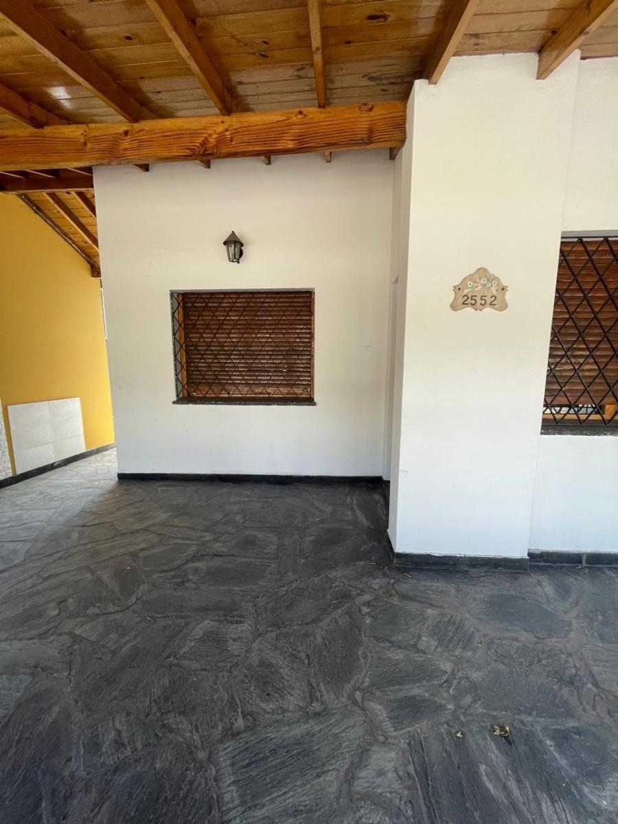 Casa de tres ambientes en alquiler, APTO COMERCIAL - 27
