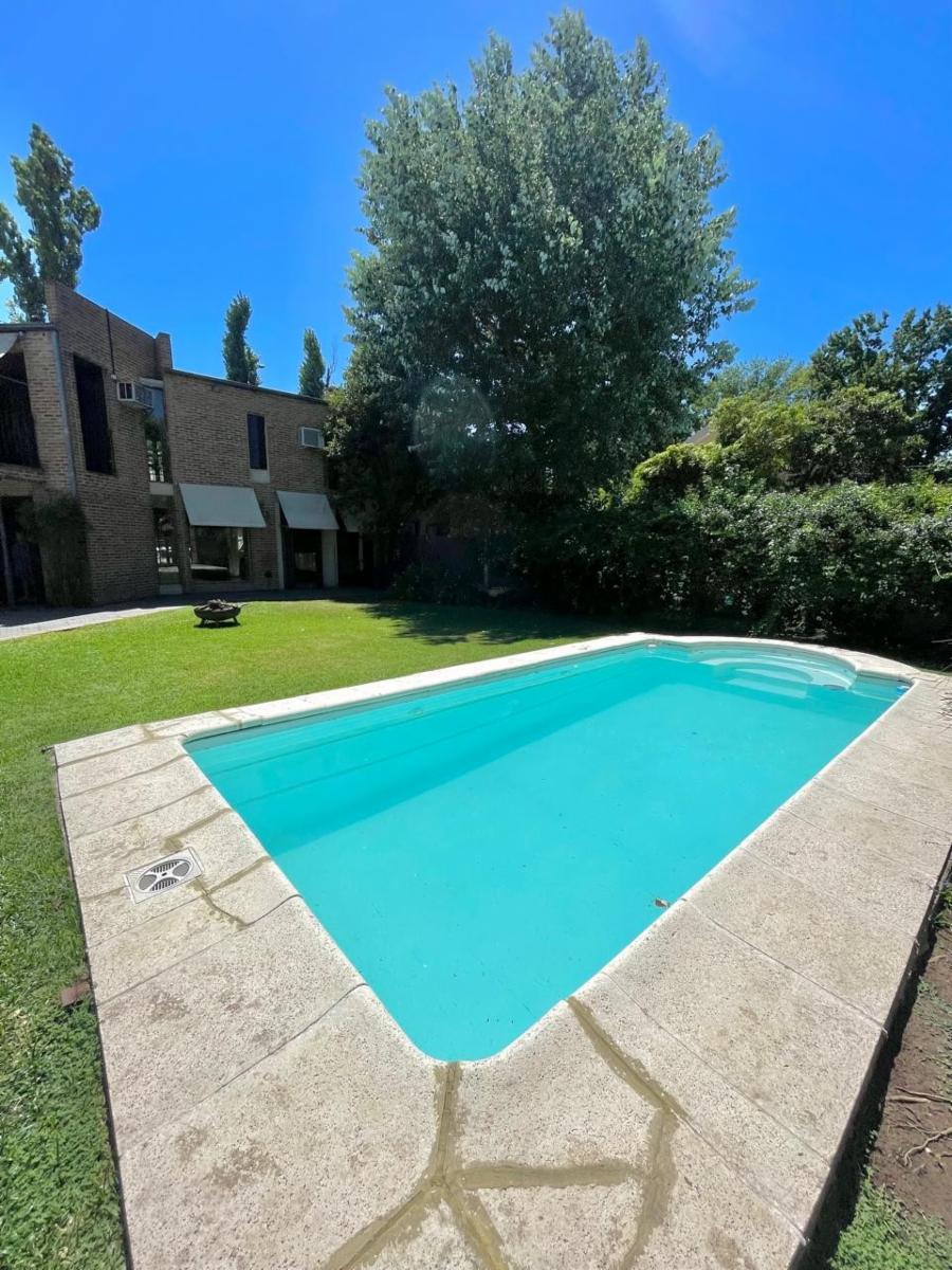 Casa de cuatro ambientes a la venta en Bella Vista. APTO CREDITO — foto 2