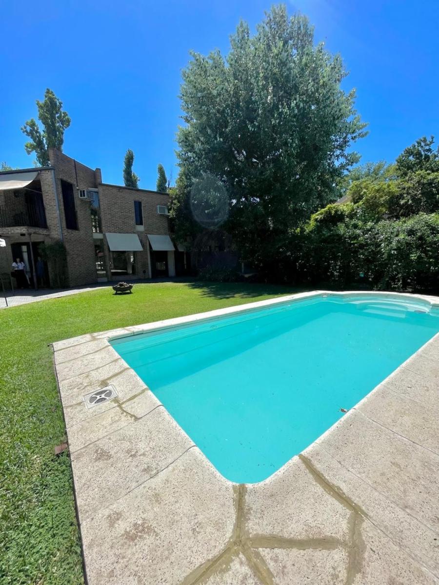 Casa de cuatro ambientes a la venta en Bella Vista. APTO CREDITO — foto 3