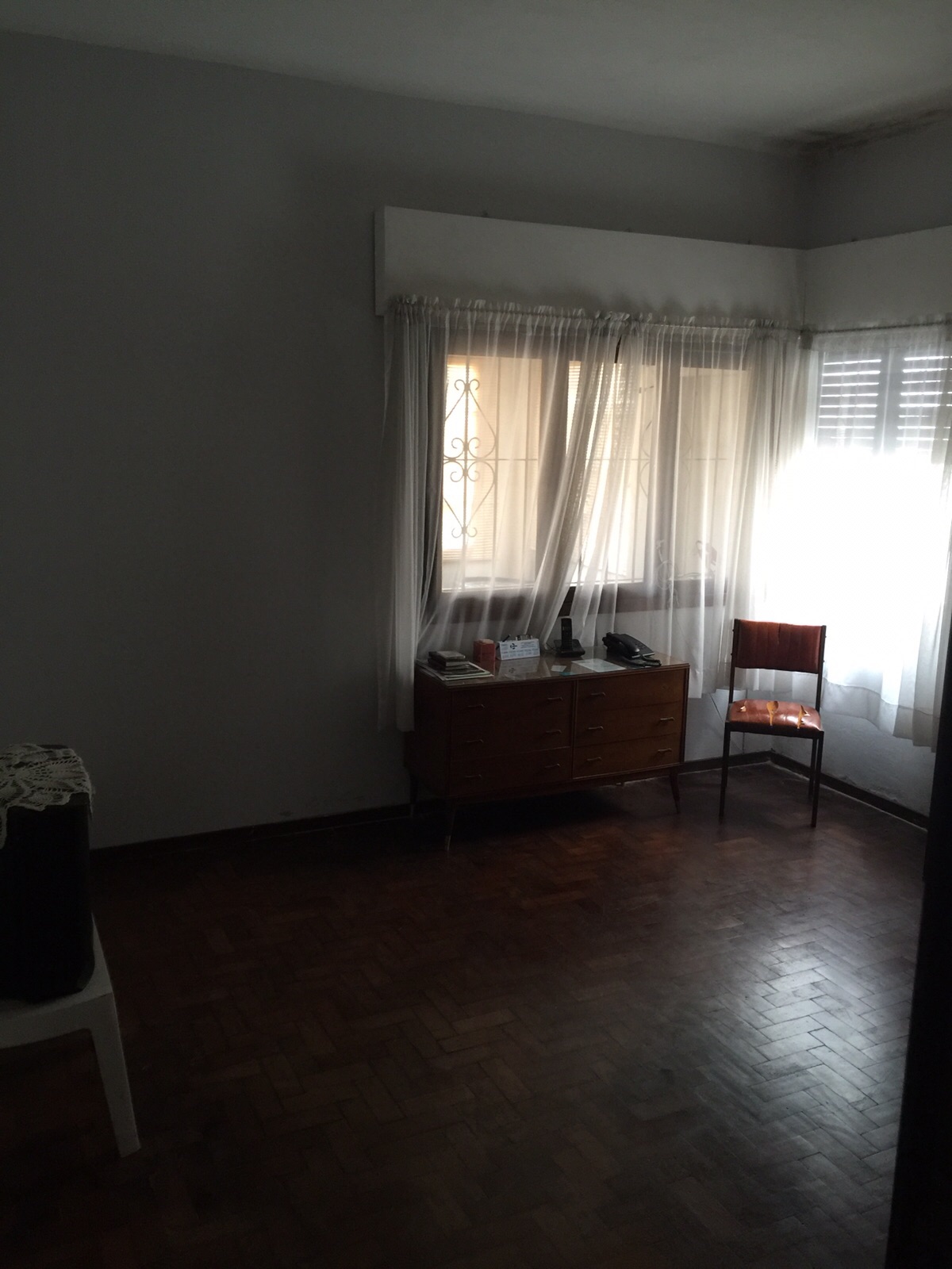 Casa americana en venta, zona Muñiz