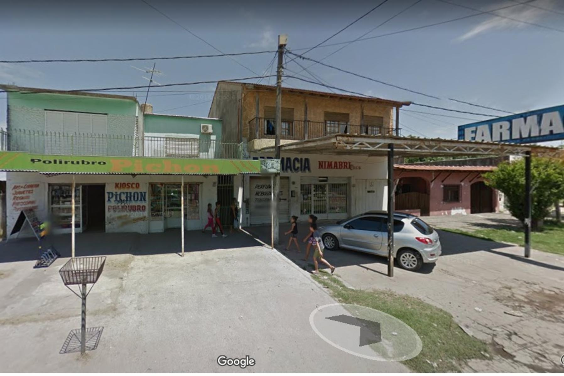Vendo Excelente Losa de 200 m2 con Departamento 3 amb. amplio arriba en virrey del pino