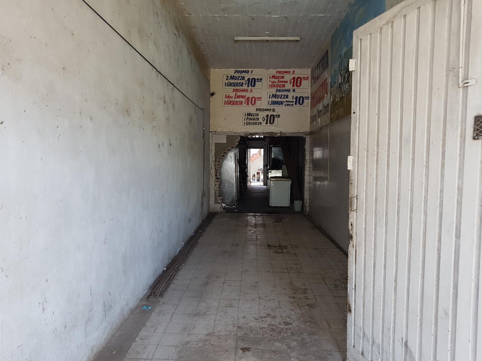 Vendo Excelente Losa de 200 m2 con Departamento 3 amb. amplio arriba en virrey del pino — foto 6