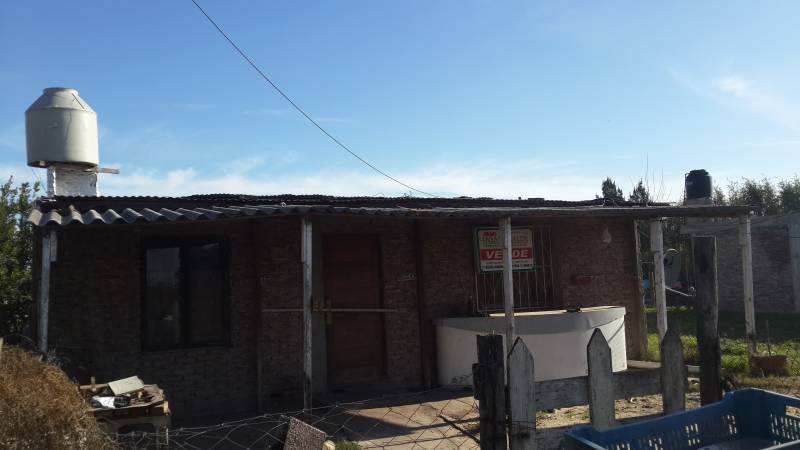 CASA CON DEPARTAMENTO A REFACCIONAR