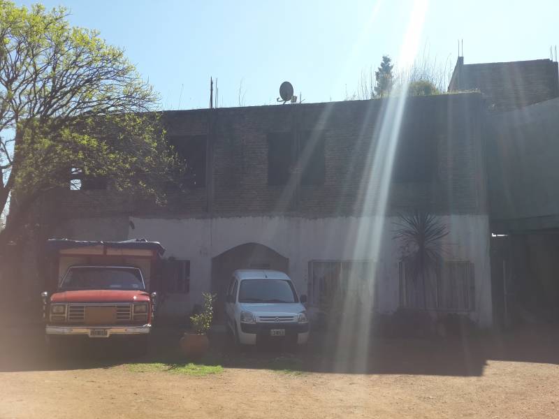 QUINTA CON LOSA DE 600 M2, IDEAL HOGAR DE NIÑOS, GERIATRICO, MUTUAL, ETC - 2