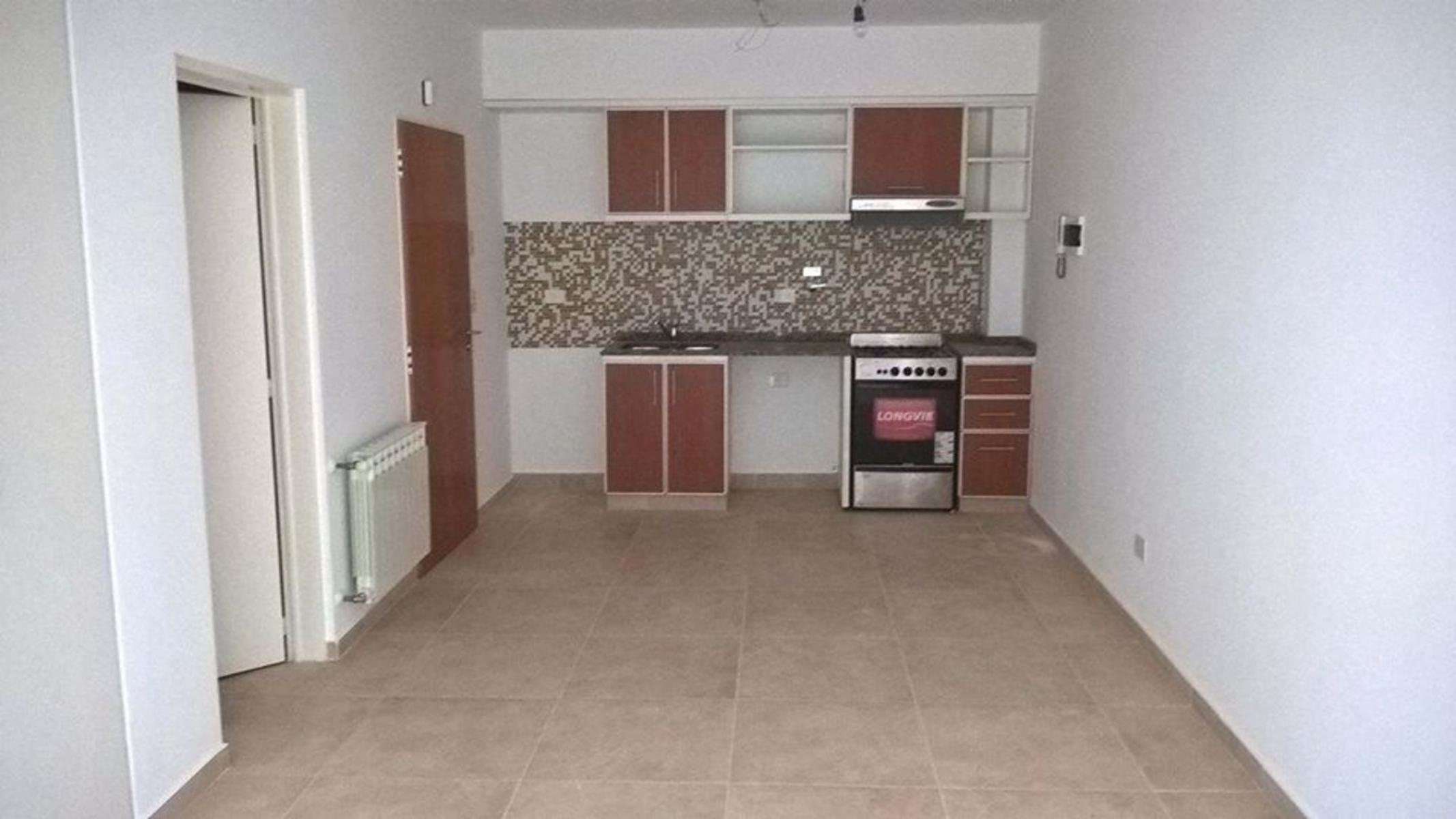 se alquila monoambiente al frente con cochera y baulera — foto 9