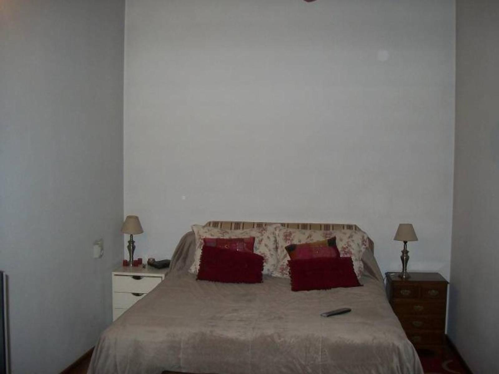 SE VENDE CASA DE 6 AMB. CON GARAGE, JARDIN Y TERRAZA — foto 12
