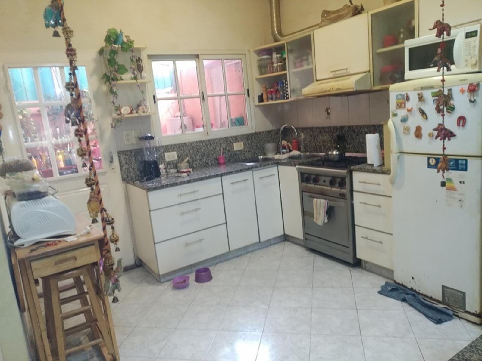 se vende ph 3 ambientes en planta baja al frente con patio — foto 5