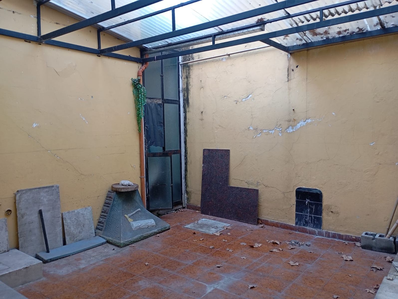 se vende ph 3 amb con 2 patios y entrada independiente — foto 10