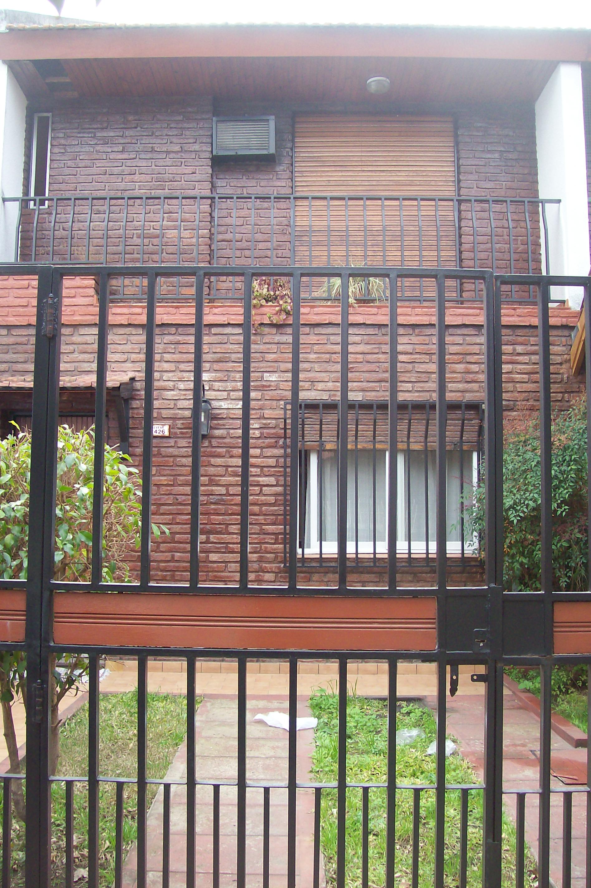 Duplex 4 amb. con cochera