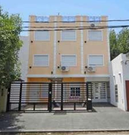 Departamento 2 amb. con cochera