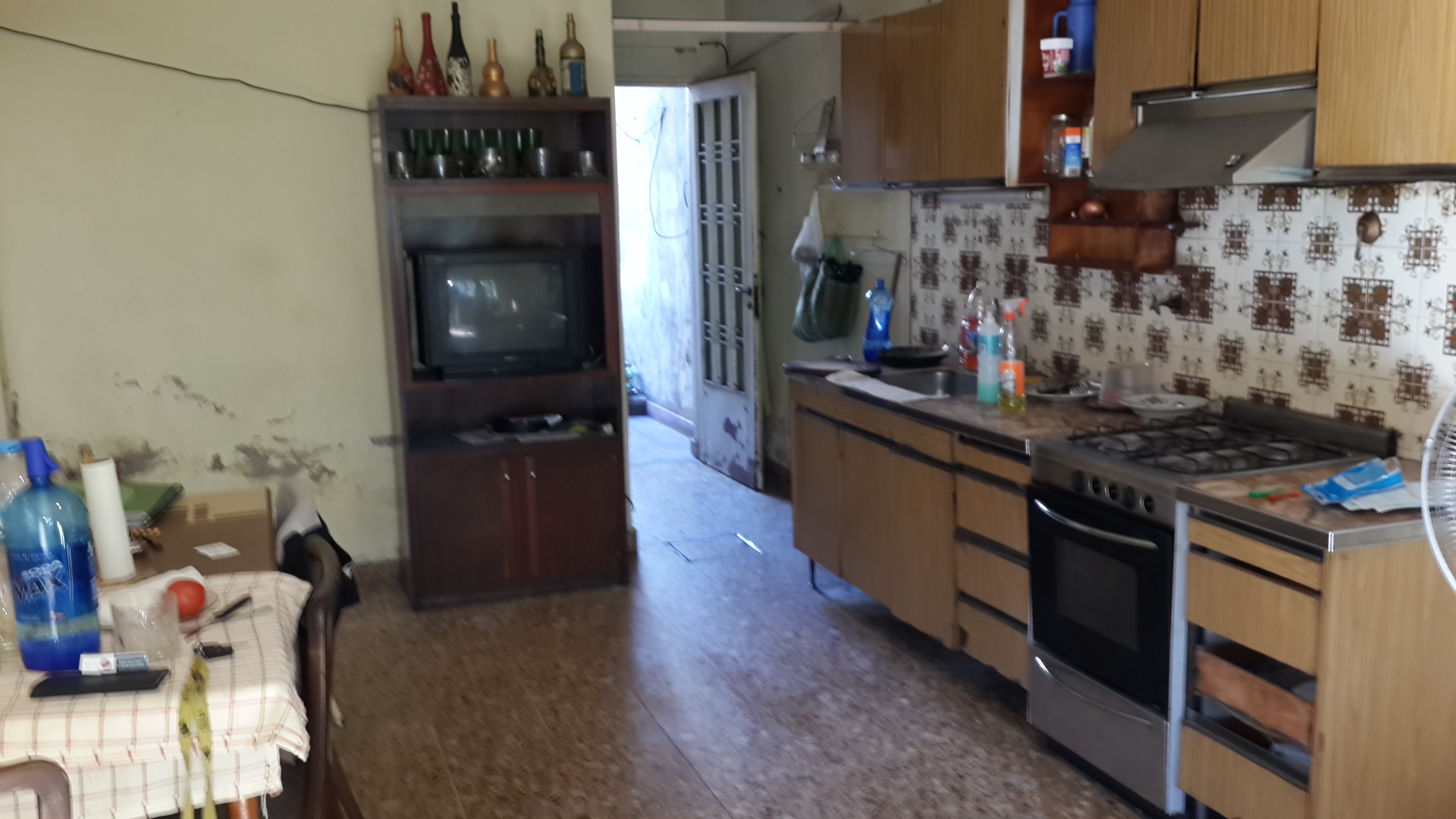 casa 3 ambientes con cochera a refaccionar — foto 3