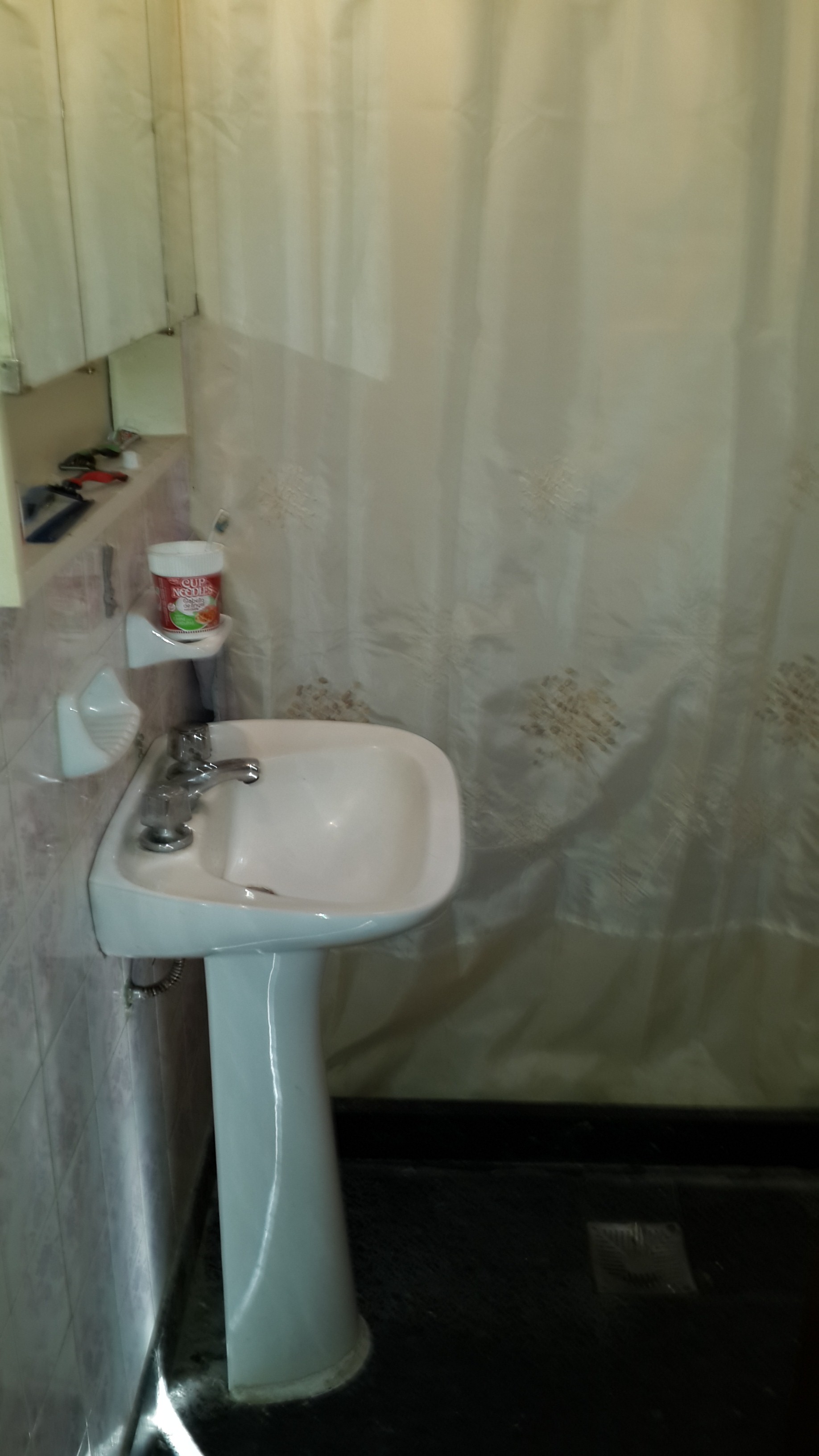casa 3 ambientes con cochera a refaccionar — foto 5