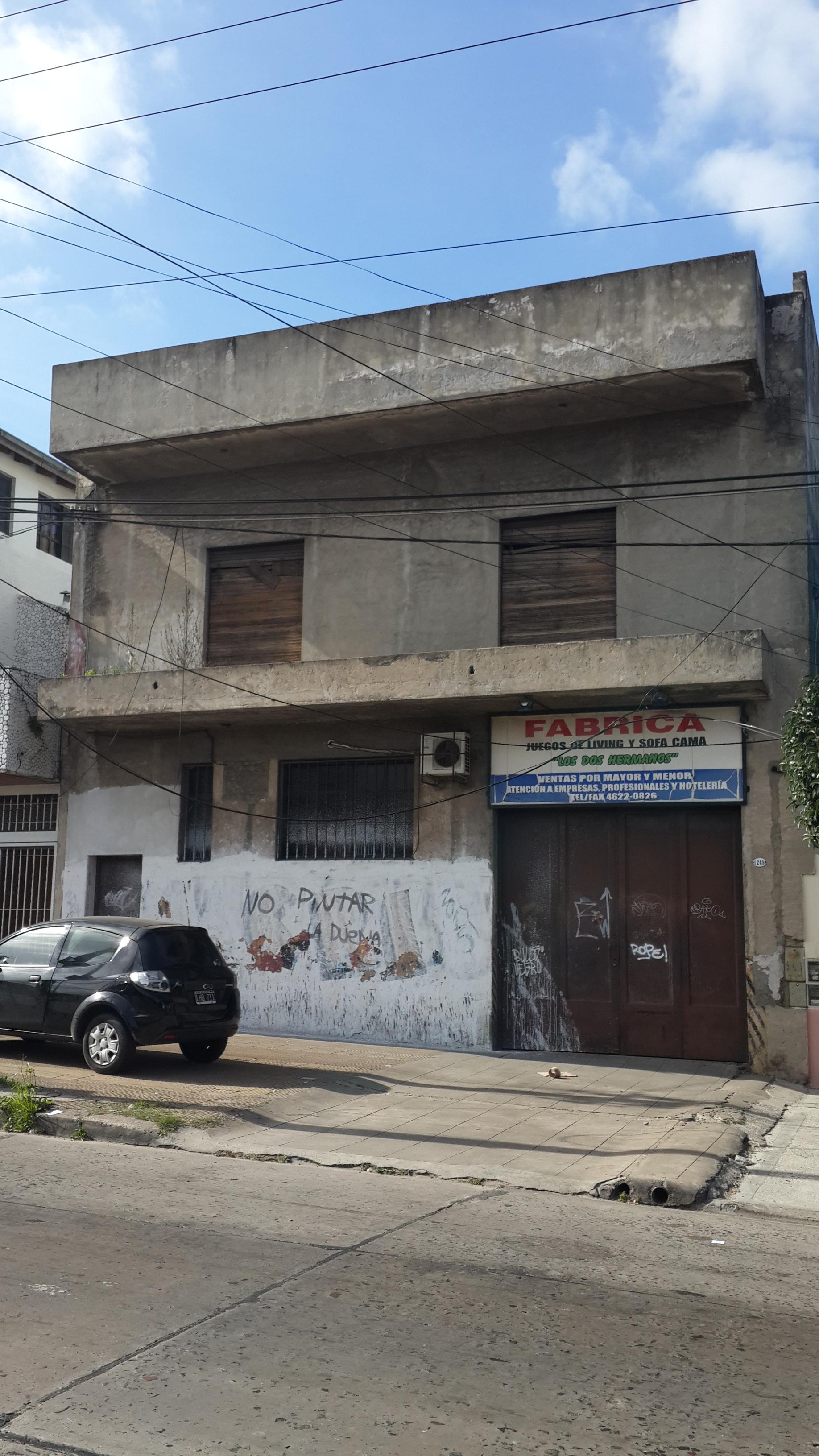 SE VENDE GALPON SOBRE IMPORTANTE AVENIDA