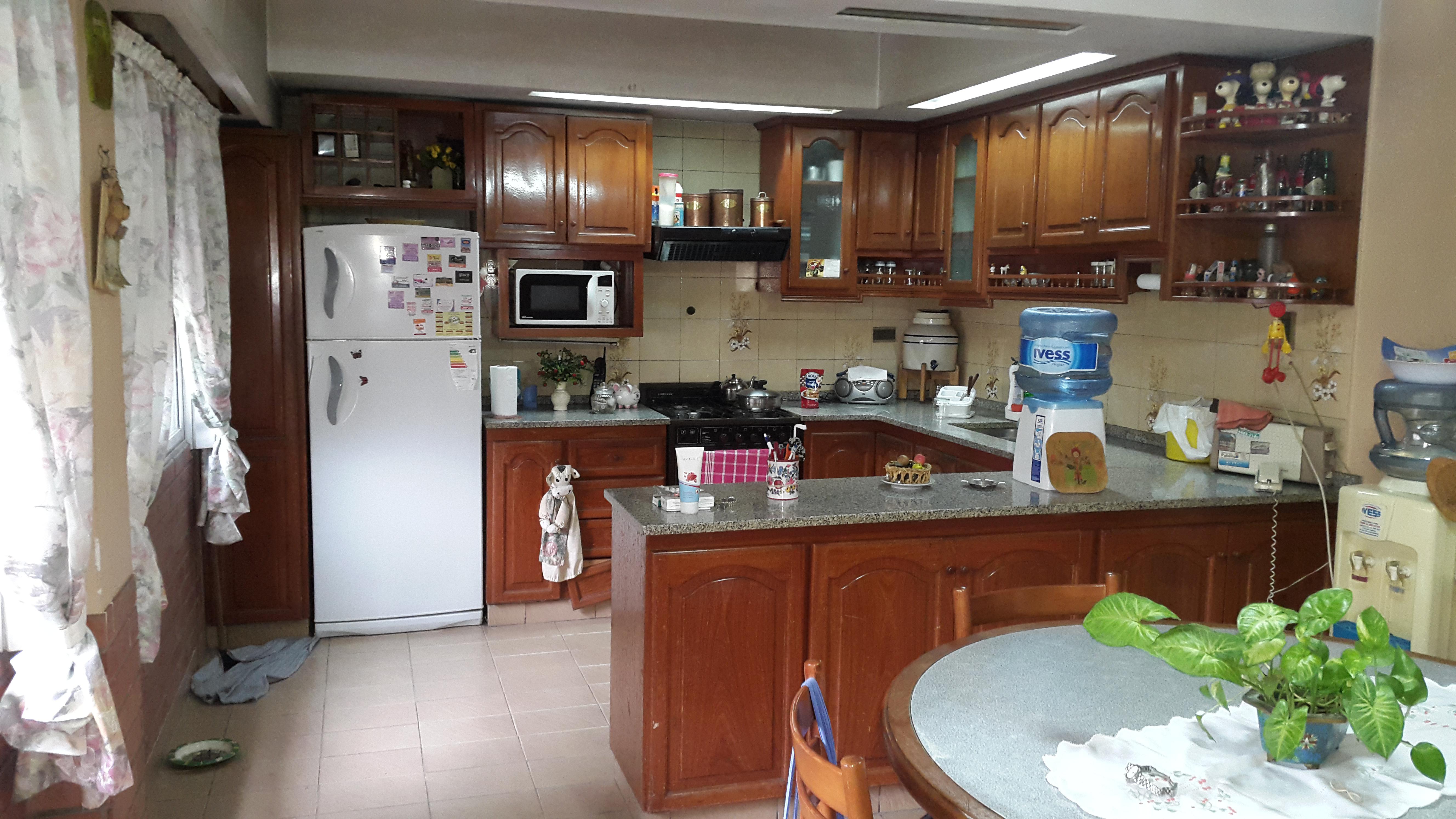 SE VENDE LINDA CASA 4 AMBIENTES C/FONDO LIBRE — foto 3