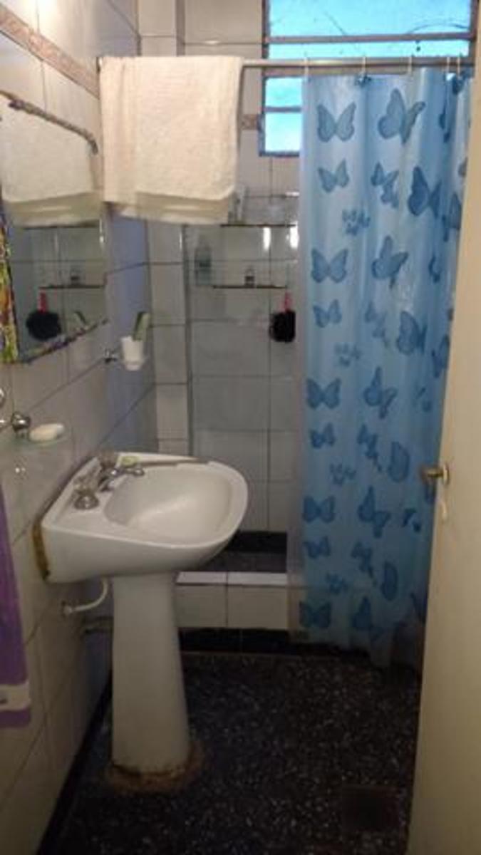 SE VENDE CASA Y DTO 3 AMBIENTES (AGRELO 265) C.MADERO — foto 3
