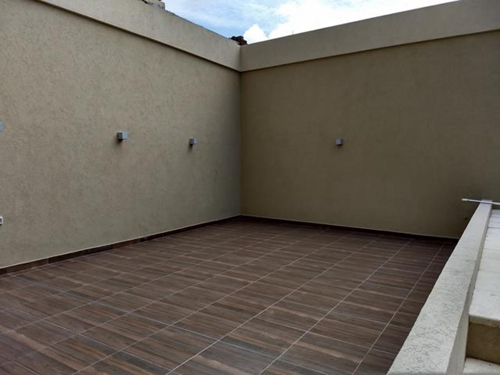 SE VENDEN DTOS DE 3 AMBIENTES DE CATEGORÍA ( CULPINA 1400) C.MADERO