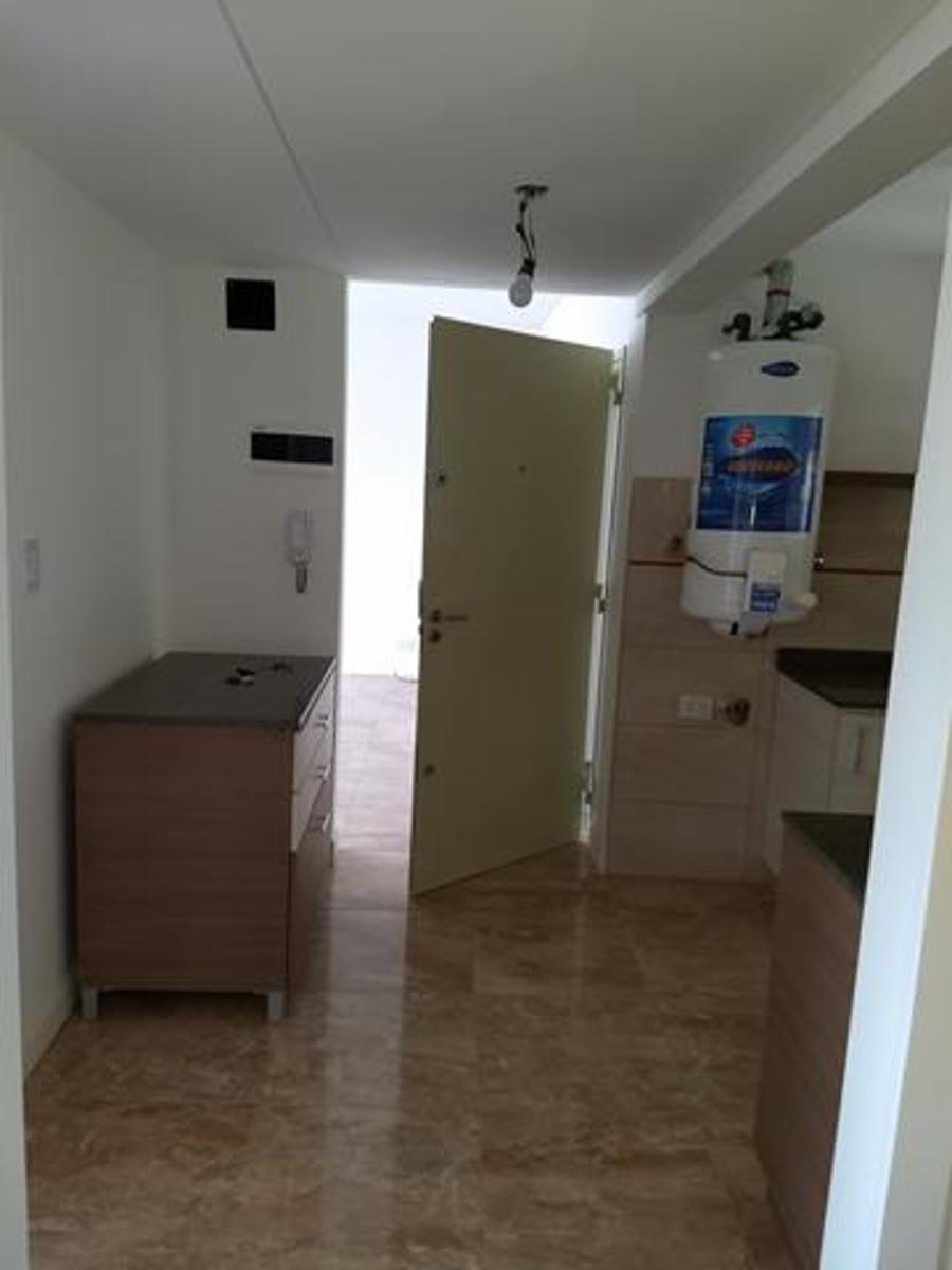 SE VENDEN DTOS DE 3 AMBIENTES DE CATEGORÍA ( CULPINA 1400) C.MADERO — foto 12