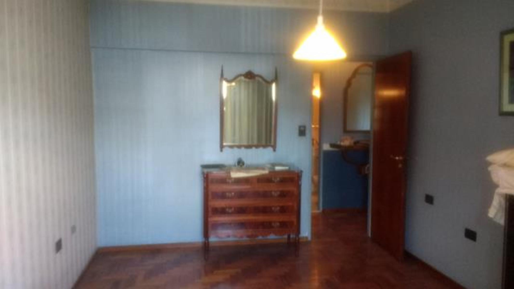 SOLIDA CASA 5 AMBIENTES SOBRE 2 LOTES C/EXCELENTE UBICACION (CAAGUAZU 1400) C.MADERO — foto 10