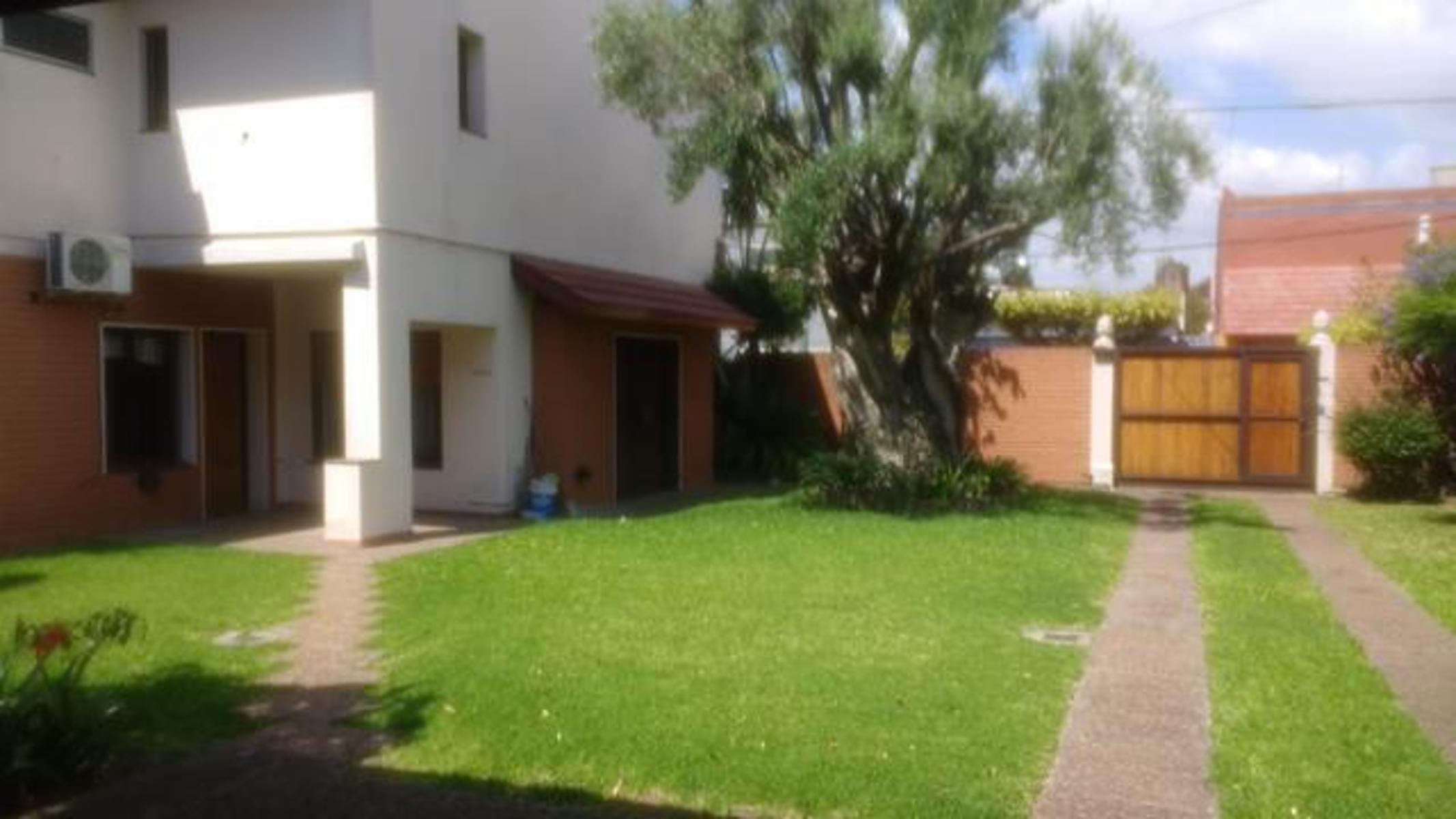 SOLIDA CASA 5 AMBIENTES SOBRE 2 LOTES C/EXCELENTE UBICACION (CAAGUAZU 1400) C.MADERO — foto 13