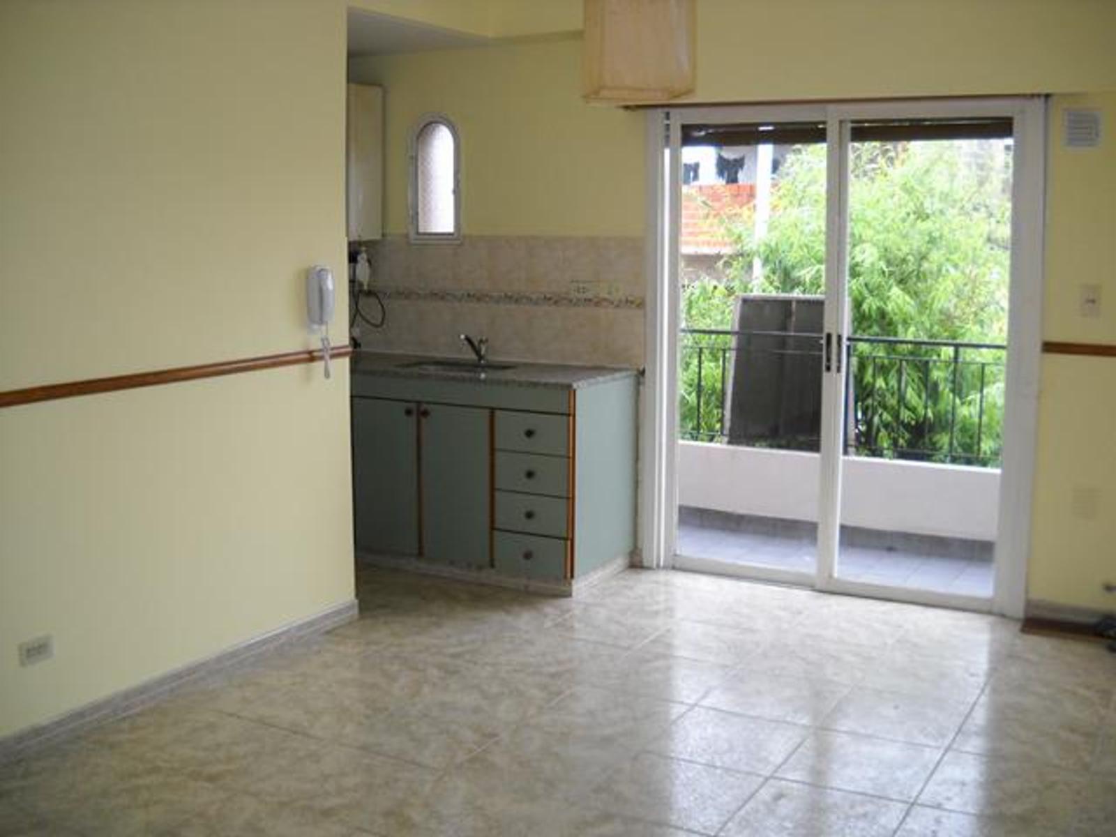 DTO 3 AMBIENTES AL FRENTE (CORONEL THORNE 1098) C,MADERO — foto 13