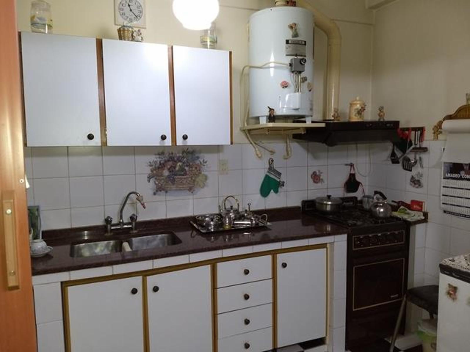 DTO 2 AMBIENTES EN MUY BUEN ESTADO (AV.VELEZ SARSFIELD 500) C.MADERO — foto 11