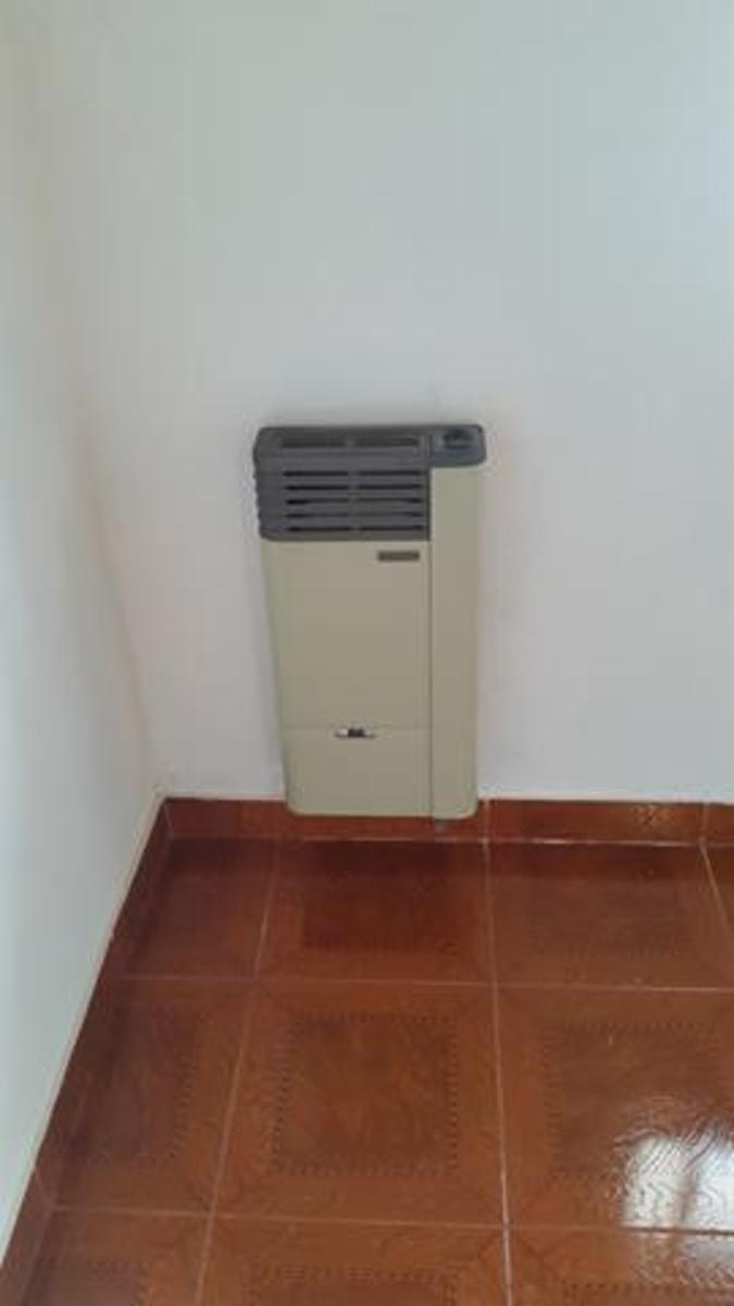 DTO 3 AMBIENTES EN BUEN ESTADO (25 DE MAYO AL 100) CIUDADELA — foto 2
