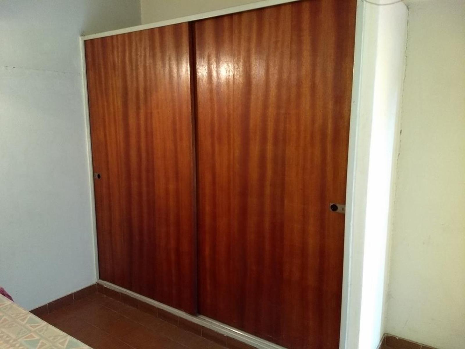 IMPECABLE CASA 4 AMB. APTA CREDITO. ROSETTI 1100 C.MADERO &quotRETASADO&quot — foto 4