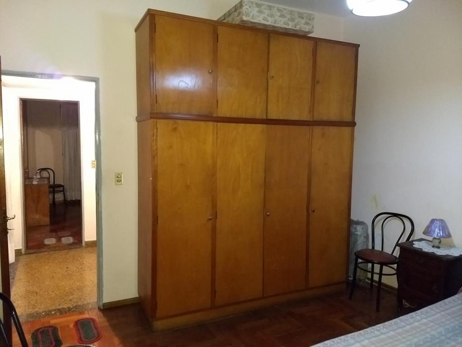 IMPECABLE CASA 4 AMB. APTA CREDITO. ROSETTI 1100 C.MADERO &quotRETASADO&quot — foto 7