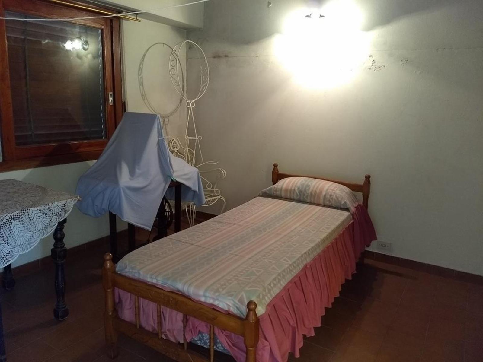IMPECABLE CASA 4 AMB. APTA CREDITO. ROSETTI 1100 C.MADERO &quotRETASADO&quot — foto 11