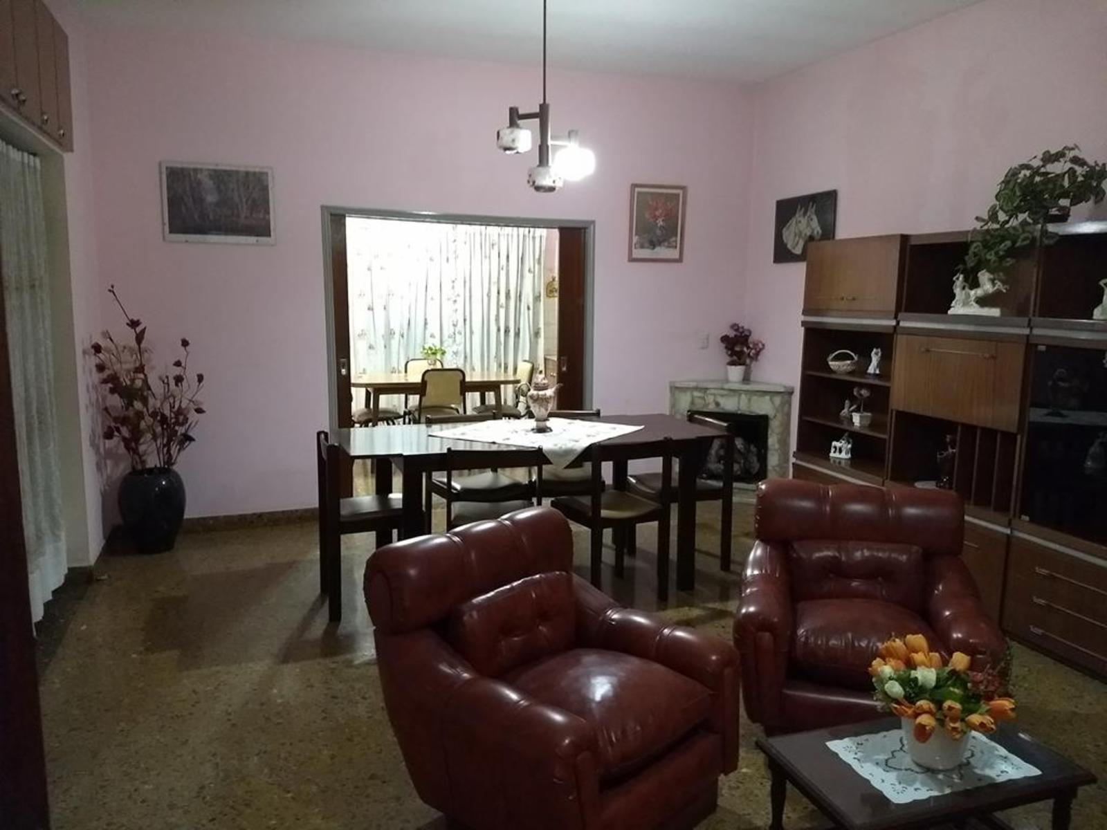 IMPECABLE CASA 4 AMB. APTA CREDITO. ROSETTI 1100 C.MADERO &quotRETASADO&quot — foto 12