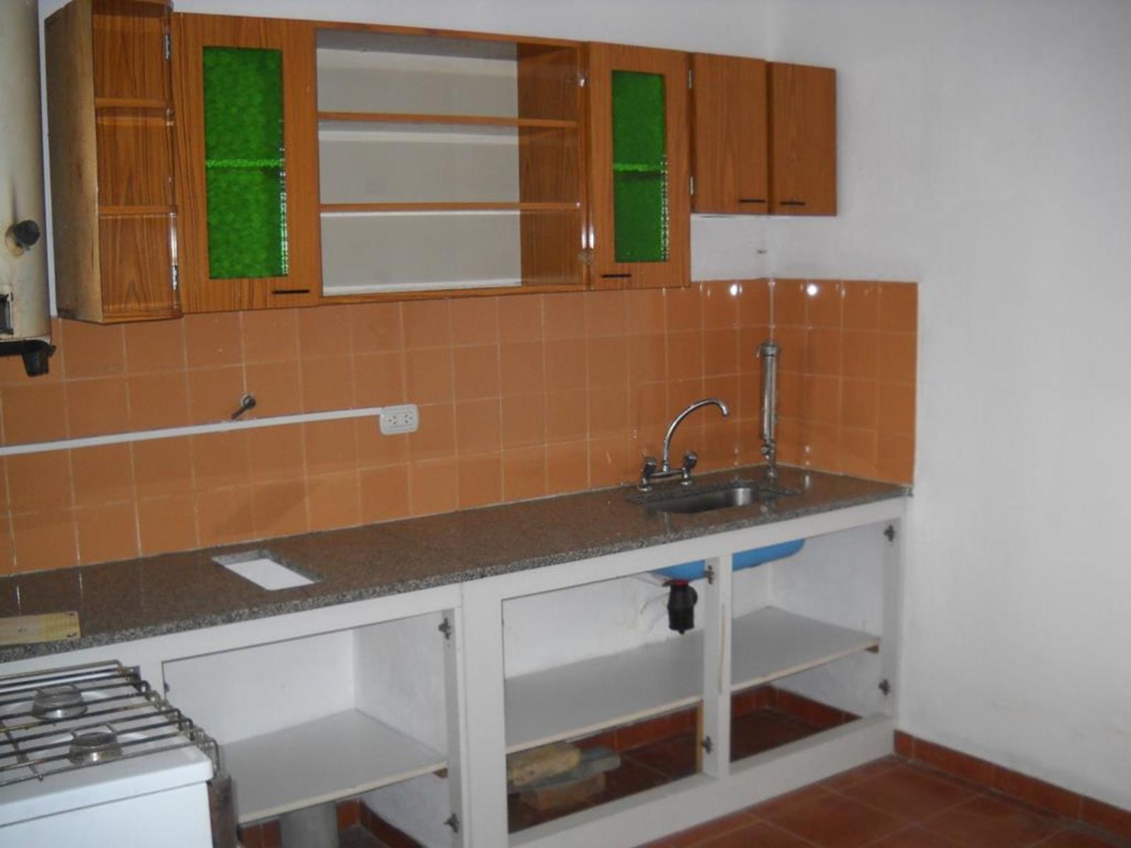 CASA PARA USO COMERCIAL (ROSETTI 959) C.MADERO - 6