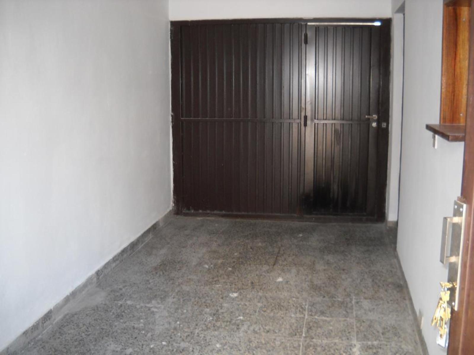 CASA PARA USO COMERCIAL (ROSETTI 959) C.MADERO - 16