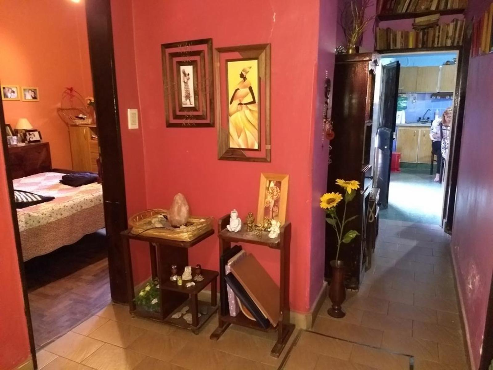 CASA 3 AMBIENTES CON COCHERA EN BUEN ESTADO (ALBERTI 1000) LA TABLADA — foto 12