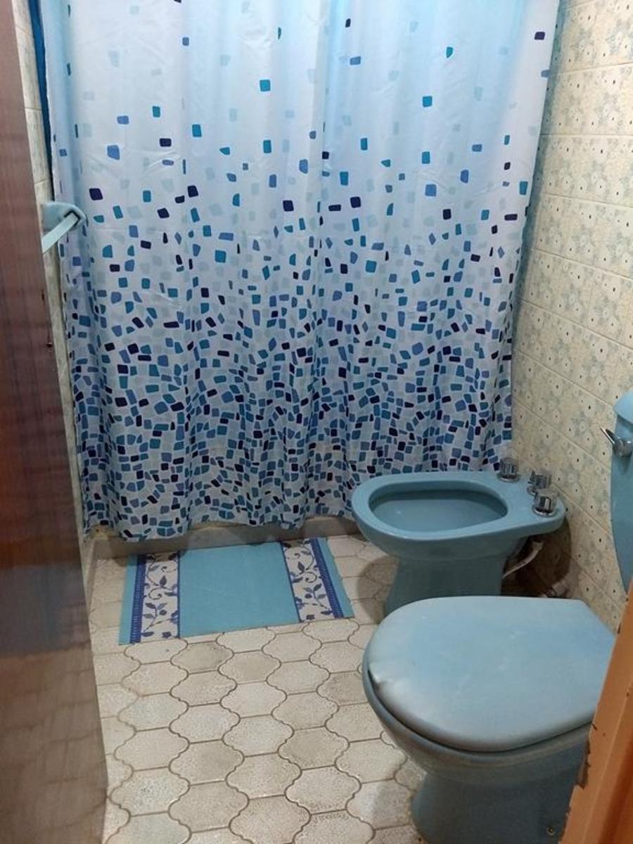 CASA 5 AMBIENTES CON COCHERA (CONSTITUYENTES 1300) C.MADERO — foto 2