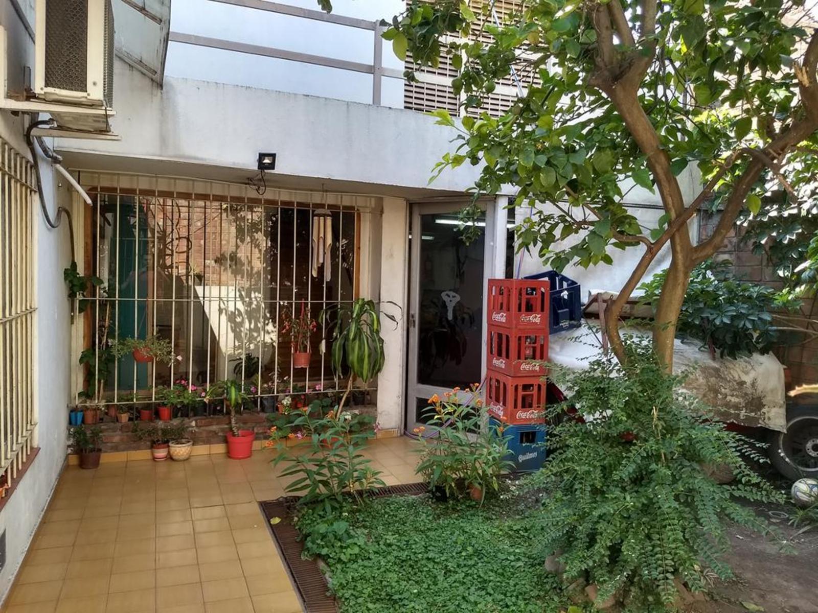 CASA 5 AMBIENTES CON COCHERA (CONSTITUYENTES 1300) C.MADERO — foto 15