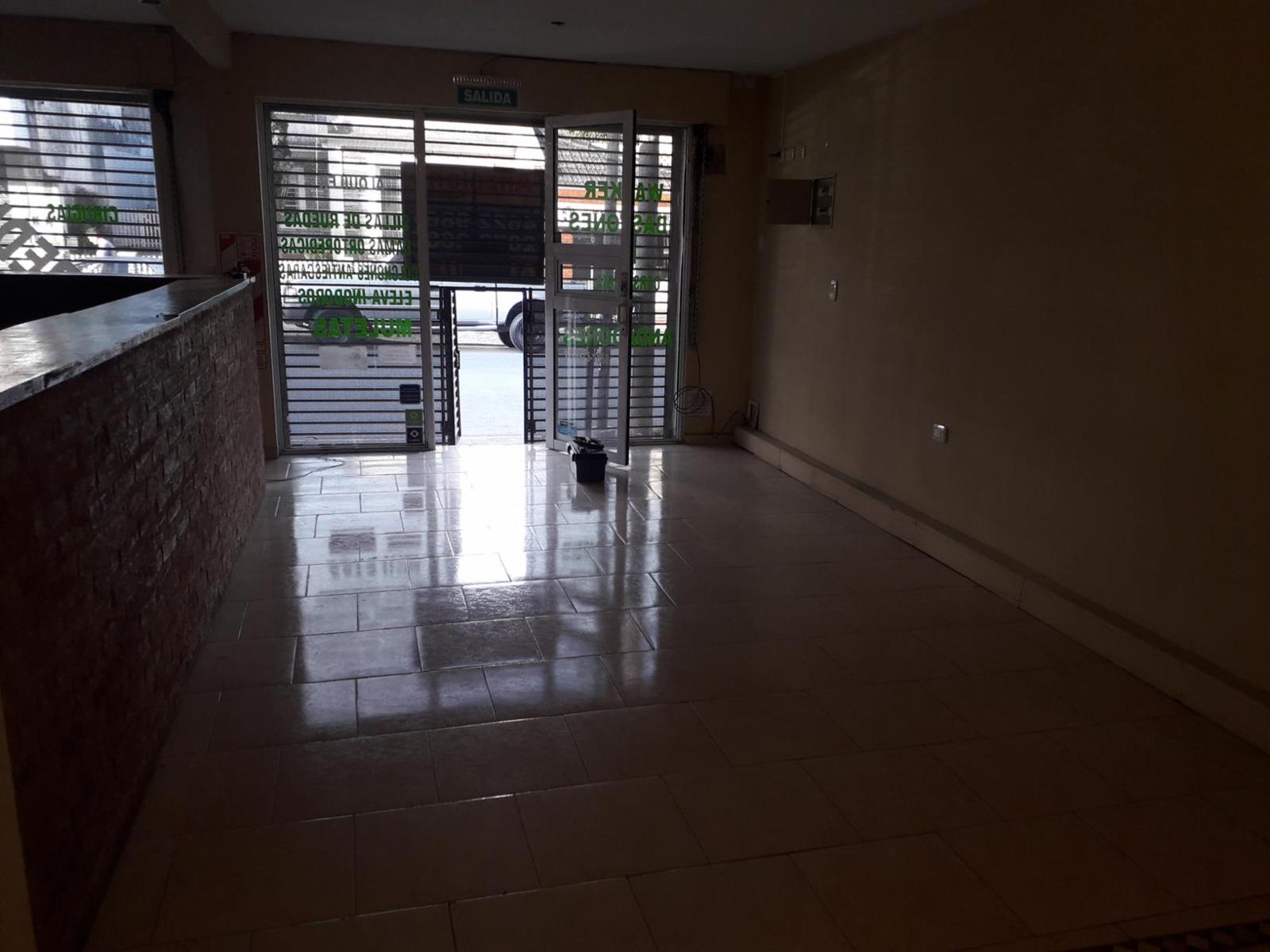 LOCAL DE 110M² (AV.BOULOGNE SUR MER 1535) TAPIALES - 5
