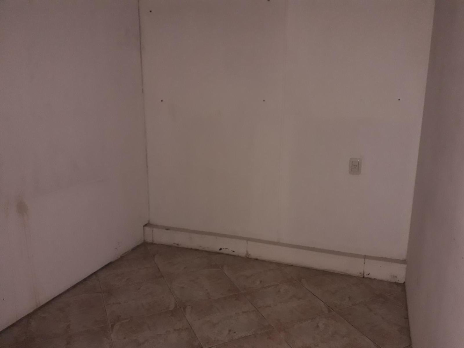 LOCAL DE 110M² (AV.BOULOGNE SUR MER 1535) TAPIALES - 6