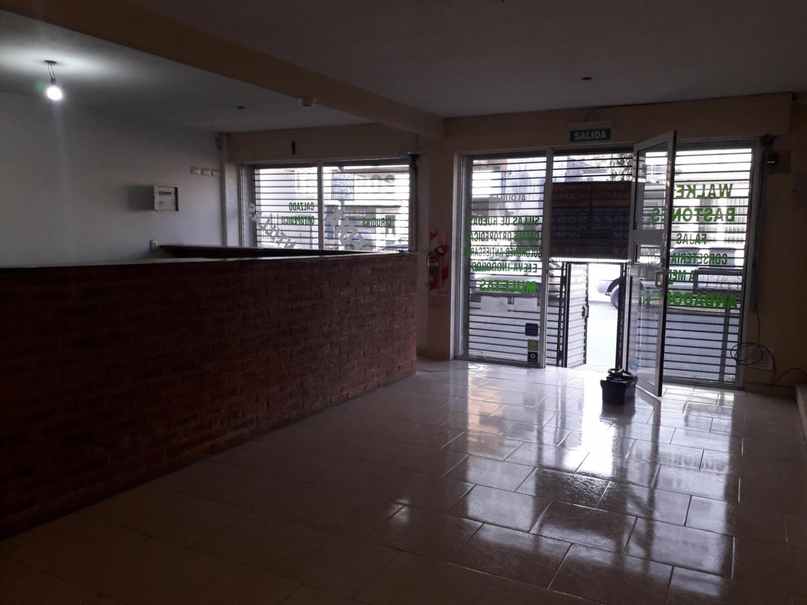 LOCAL DE 110M² (AV.BOULOGNE SUR MER 1535) TAPIALES - 11