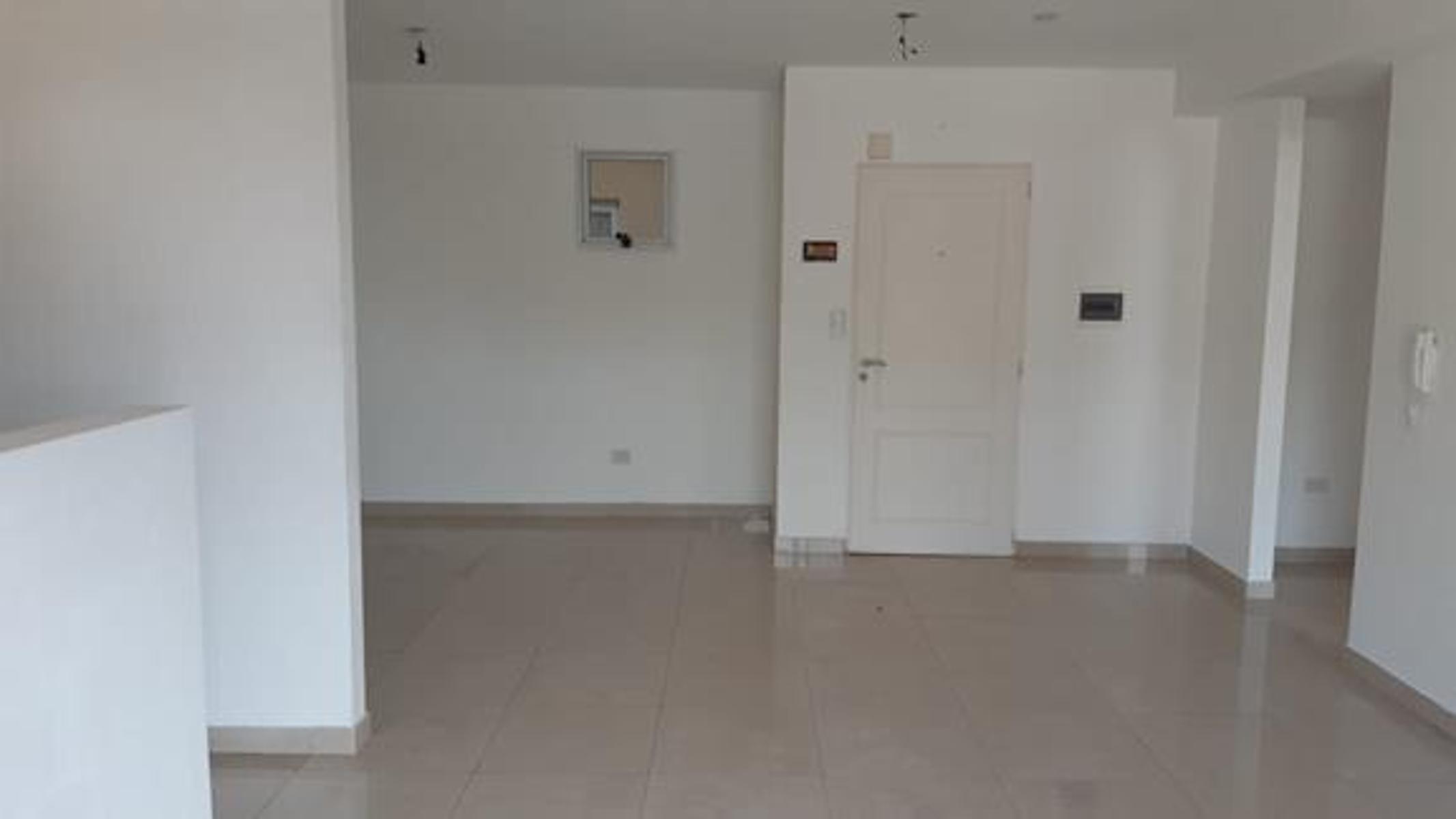 DEPARTAMENTO 2 AMBIENTES AMPLIO (MARIQUITA THOMPSON 1465) C.MADERO — foto 3