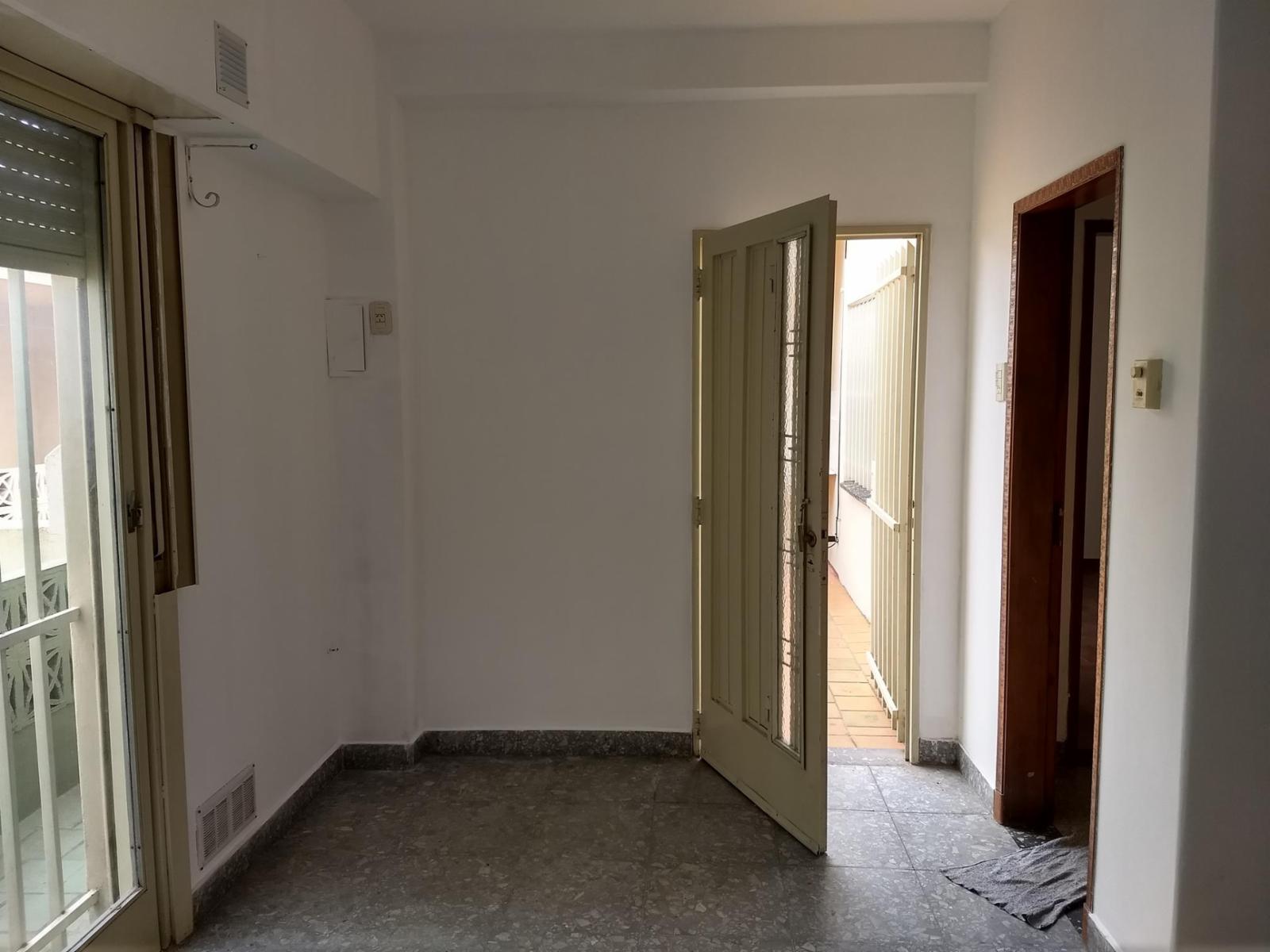 DTO 2 AMBIENTES CON PATIO (GENERAL PICO 1074) C.MADERO - 2