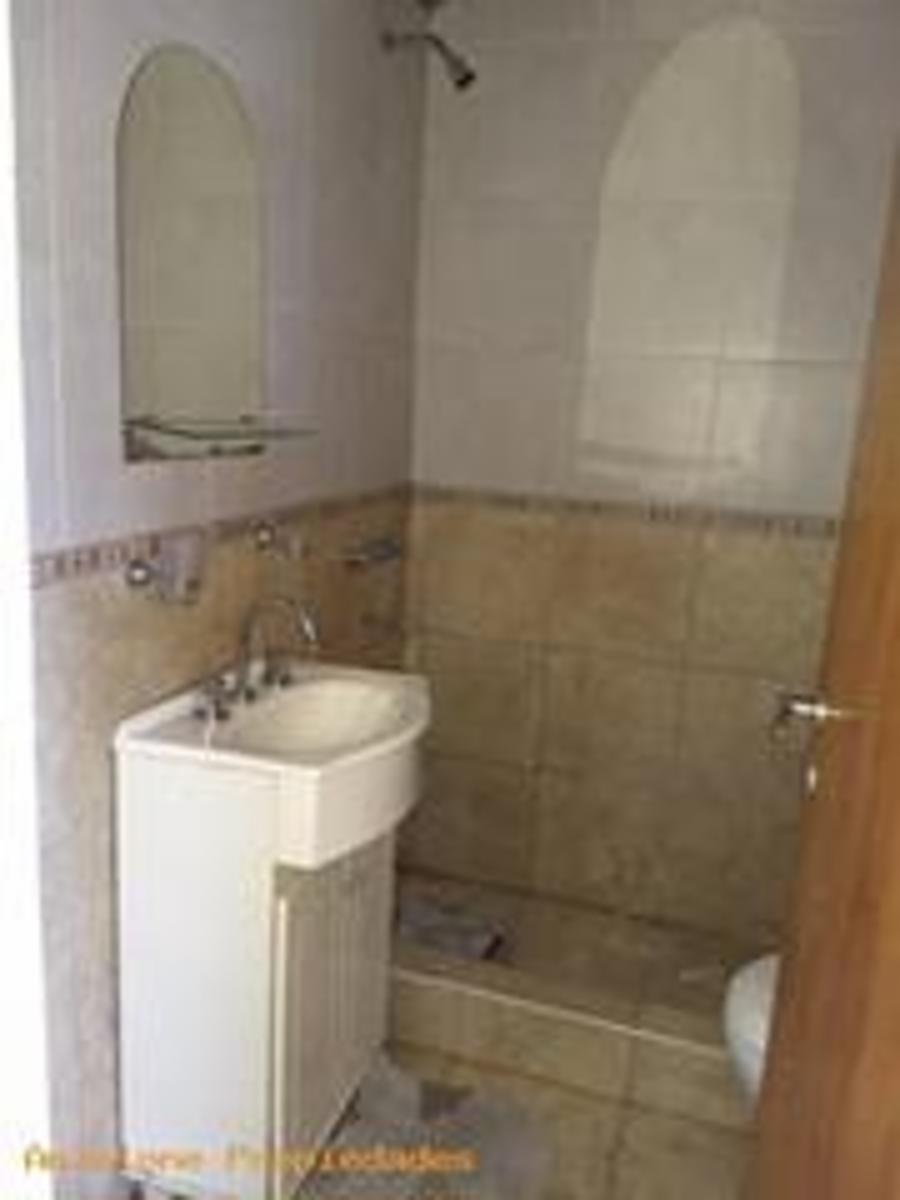 DTO 2 AMBIENTES INTERNO (CORONEL THORNE 924) C.MADERO — foto 2