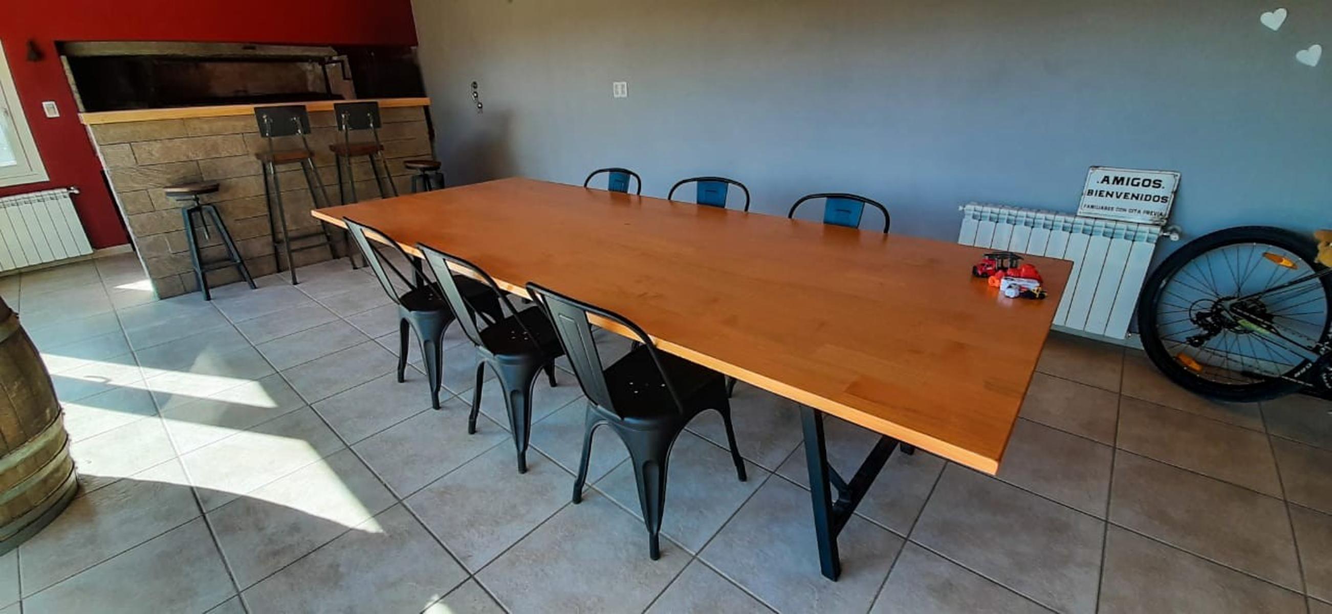 EXCELENTE PROPIEDAD CON HERMOSA VISTA A LOS CERROS Y LAGO - 24