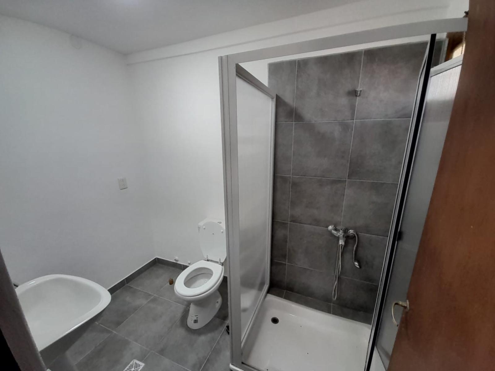 2 amplias casas en Venta en Dina Huapi - 1