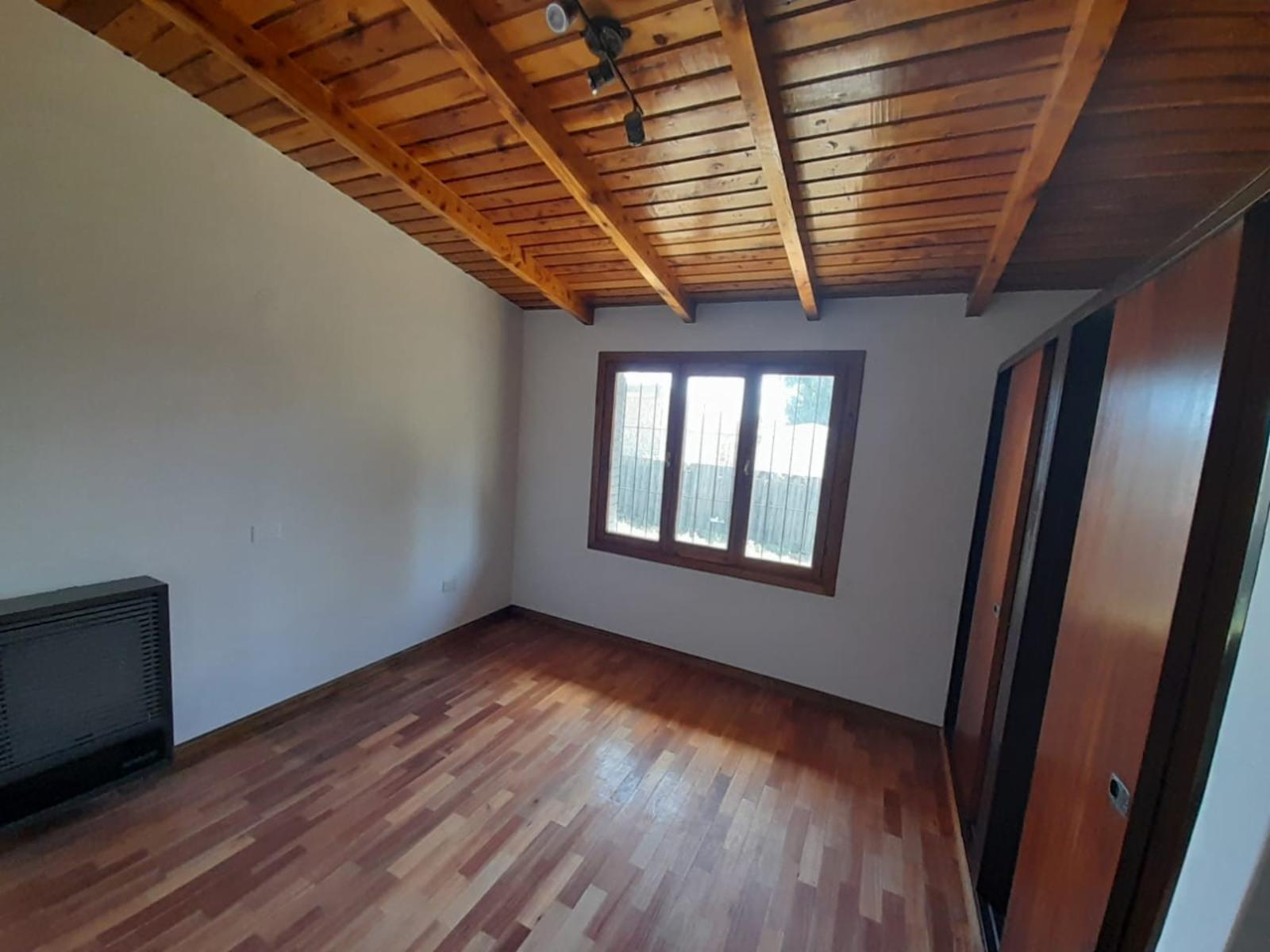 2 amplias casas en Venta en Dina Huapi - 10