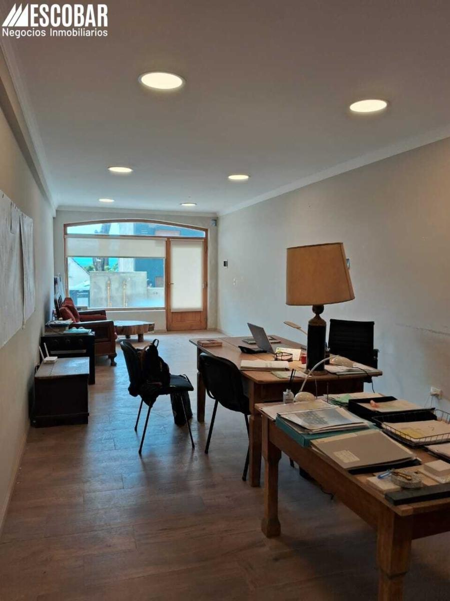 Hermosa oficina de 55 m2 sobre calle Salta - 3